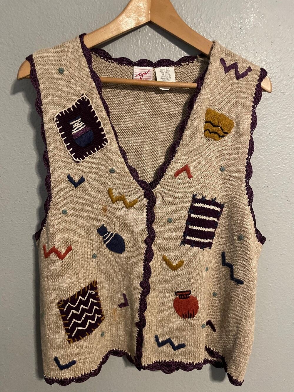 G.W. Division Of Graff Sweater Vest Womens Large Beige Tribal Embroidered 90s